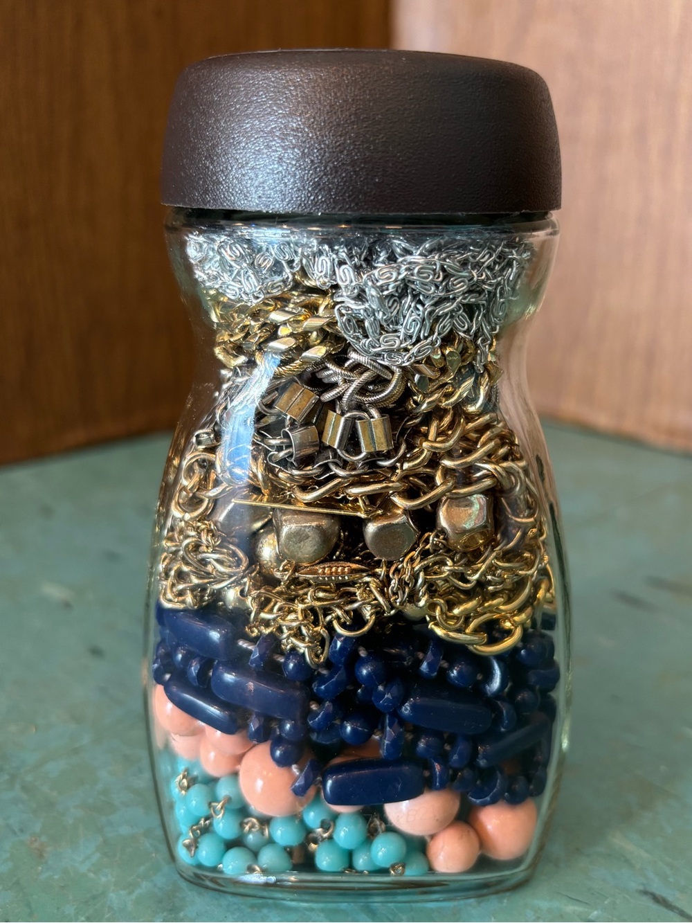 Vintage jewelry jar - 10 necklaces chains and beaded